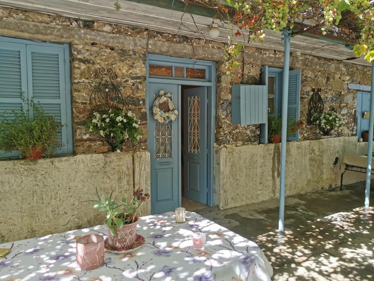 Holiday House Prodromos Eksteriør billede