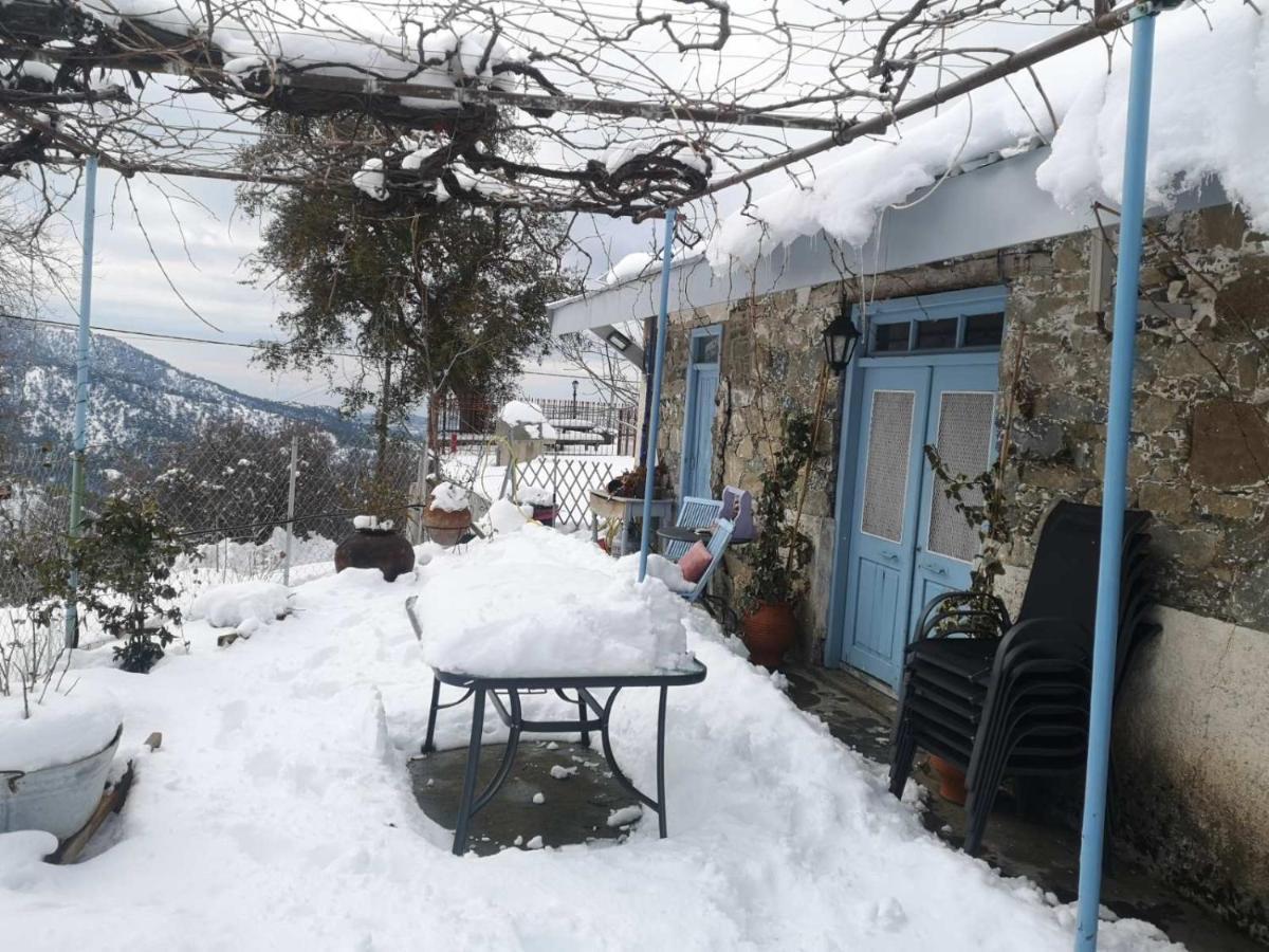 Holiday House Prodromos Eksteriør billede